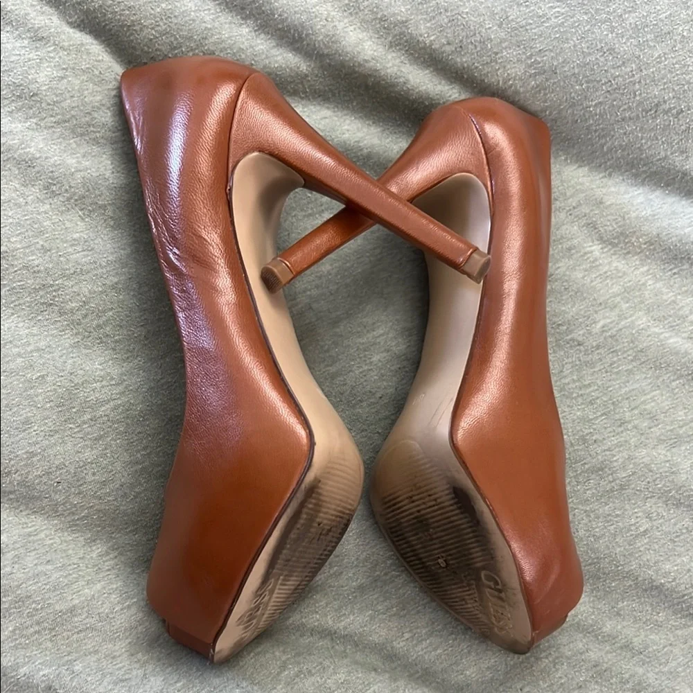 Guess Women's Brown Peep Toe Heels - Picture 3 of 6